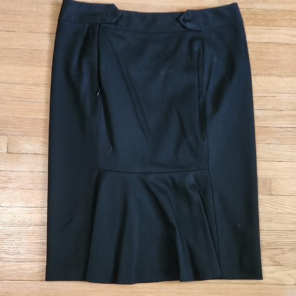 Express Black Knee-Length Pencil Skirt for Work - Picture 3 of 5